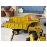 VINTAGE METAL TONKA DUMP TRUNK