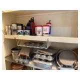 LARGE LOT OF ALUMINUM BAKEWARE & MORE