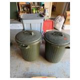 TRASH CANS / STORAGE CONTAINERS