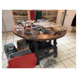 FOLDING TABLE TOP & SAW HORSES NOTE