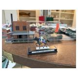 HUSSARD MINIATURE SOLDIER FIGURINE