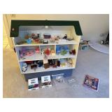 VERY LARGE DOLL HOUSE W MANY ACCESSORIES EXCELLENT