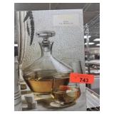 BOXED BILTMORE ESTATE 7 PC WHISKEY SET DECANTER