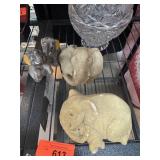 LOT OF ELEPHANT COLLECTIBLES TRINKET BOX SALT PEPR