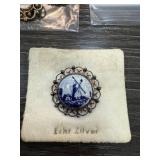 VINTAGE BLUE DELFT SILVER BROOCH PIN