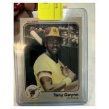 1983 FLEER TONY GWYNN ROOKIE BASEBALL CARD