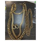 MIXED SIGNED PIECES OF JEWELRY NAPIER ETC