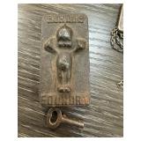 RARE 1930S PURDUE FOUNDRY KEWPIE PAPERWEIGHT