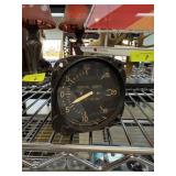 AVIONICS EQUIPMENT VERTICAL SPEED INDICATOR