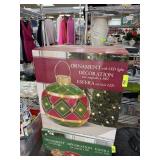 LARGE LED CHRISTMAS ORNAMENT / LIGHT DECOR