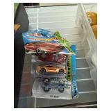 LOT OF MIXED HOTWHEELS HOT WHEELS CARS