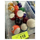 LOT OF POOL BALLS