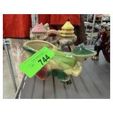 VTG USA POTTERY RICKSHAW PLANTER & FIGURINE