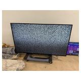 LARGE FLAT SCREEN TV SHARP 65IN