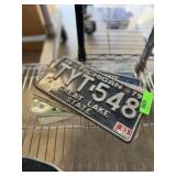 LOT OF MIXED VINTAGE LICENSE PLATES