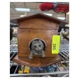 ANTIQUE BOX / DOG HOUSE NOTE