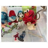 VINTAGE PLUSHES TOYS SMURFS AND MORE STAR WARS