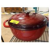 NICE! LODGE ENAMELED CAST IRON DUTCH OVEN NICE! LODGE ENAMELED CAST IRON DUTCH OVEN