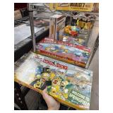 2PC THE SIMPSONS BOARD GAMES 1 IS SEALED 2PC THE SIMPSONS BOARD GAMES 1 IS SEALED
