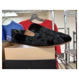 PAIR OF HALOGEN SHOES SIZE 9M PAIR OF HALOGEN SHOES SIZE 9M
