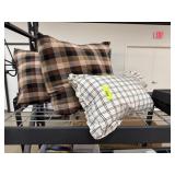 3PC DESIGNER PILLOWS 3PC DESIGNER PILLOWS