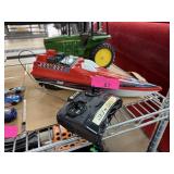 RC RADIO CONTROLLED BOAT