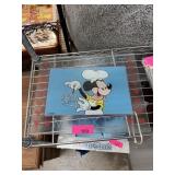 MICKEY MOUSE GLASS CUTTING BOARD