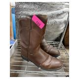 JUSTIN COWBOY BOOTS SZ 10