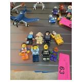 LOT OF LEGO FIGURINES DOBBY  MORE