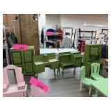 LOT OF GREEN VINTAGE METAL DOLL FURNITURE