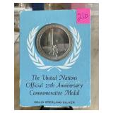 UN 25TH ANNIVERSARY COMMEM STERLING SILVER MEDAL UN 25TH ANNIVERSARY COMMEM STERLING SILVER MEDAL