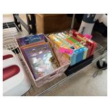 LOT OF SIMPSONS & FAMILY GUY SEASONS LOT OF SIMPSONS & FAMILY GUY SEASONS