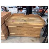 CEDAR LIDDED HOPE CHEST / BLANKET CHEST NOTE CEDAR LIDDED HOPE CHEST / BLANKET CHEST NOTE