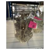 ODDITY JAR OF BONES VOODOO / MAGIC ODDITY JAR OF BONES VOODOO / MAGIC