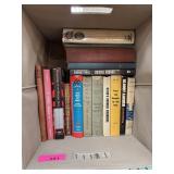 LOT OF MIXED MILITARY / WAR BOOKS LOT OF MIXED MILITARY / WAR BOOKS