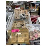LARGE LOT OF STAMPS / SCRAPBOOKING LARGE LOT OF STAMPS / SCRAPBOOKING
