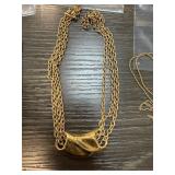 VINTAGE MONET DESIGNER NECKLACE VINTAGE MONET DESIGNER NECKLACE