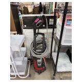 HUSKY PRESSURE WASHER 1800 PSI HUSKY PRESSURE WASHER 1800 PSI