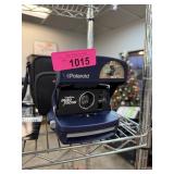 POLAROID INSTANT CAMERA POLAROID INSTANT CAMERA