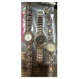 3PC WATCHES LOT CIRCA MORE 3PC WATCHES LOT CIRCA MORE
