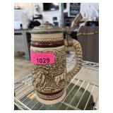 VTG CERAMARTE AVON BEER STEIN COWBOYS VTG CERAMARTE AVON BEER STEIN COWBOYS