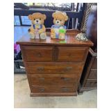 CHEST OF DRAWERS / DRESSER CHEST OF DRAWERS / DRESSER