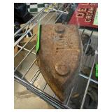 ANTIQUE SAD IRON ANTIQUE SAD IRON