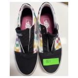 VANS RAINBOW CHECK PRIDE WOMEN SIZE 11 VANS RAINBOW CHECK PRIDE WOMEN SIZE 11