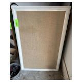 LARGE WALL MOUNT CORK BOARD LARGE WALL MOUNT CORK BOARD