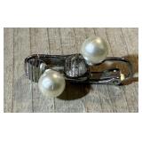VINTAGE RICHELIEU FAUX PEARL EARRINGS