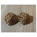 VINTAGE MONET DESIGNER GOLD TONE EARRINGS