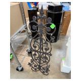 LARGE IRON EASEL
