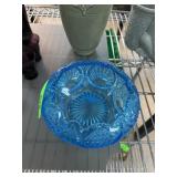 FENTON BLUE GLASS DIAMOND STARBURST BOWL