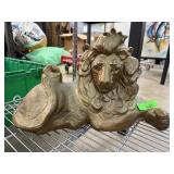 LARGE LION SCULPTURE GOLD TONE